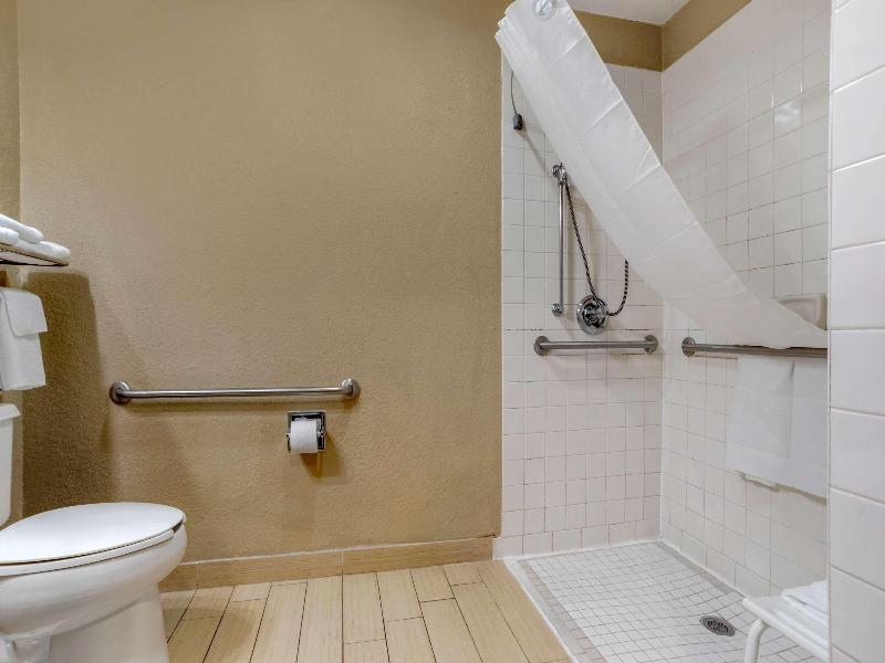 Quality Inn Phenix City Columbus image
