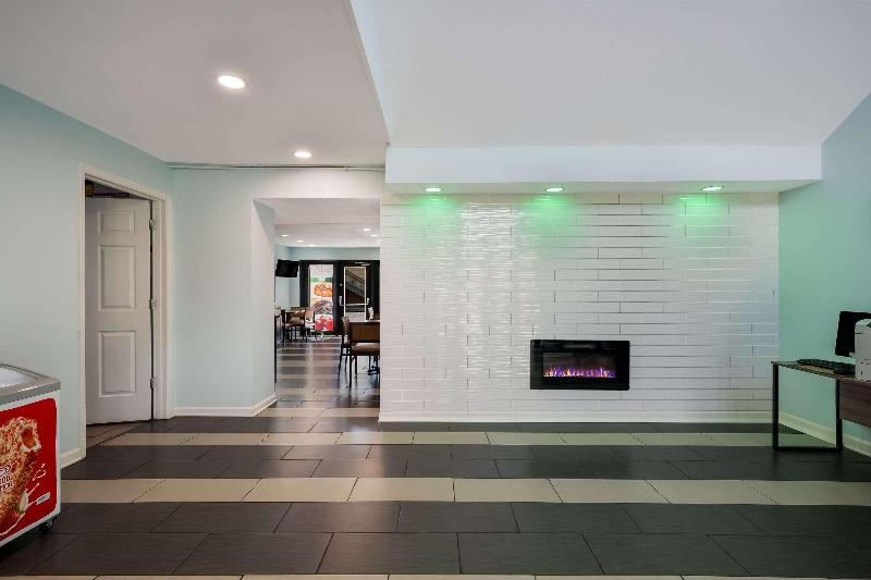 Quality Inn Oxford I-20 exit 188 image