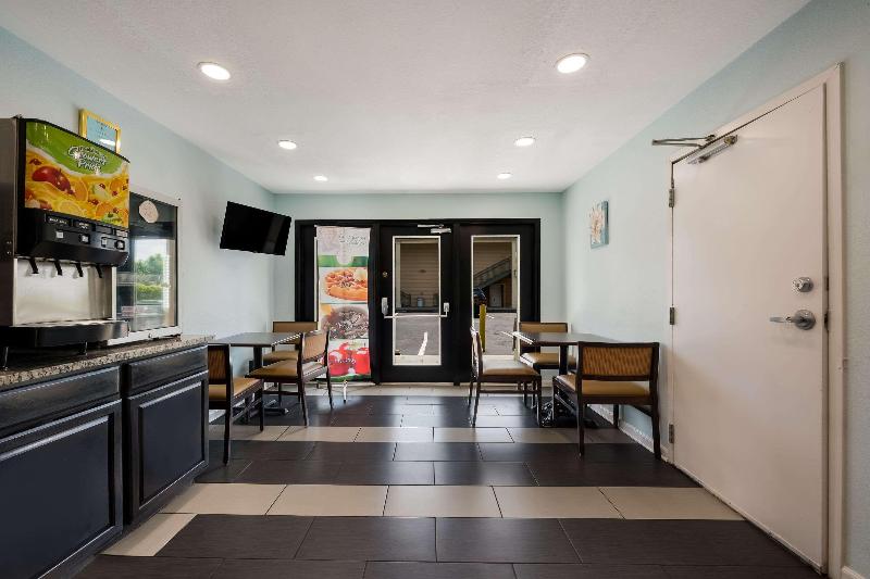 Quality Inn Oxford I-20 exit 188 image