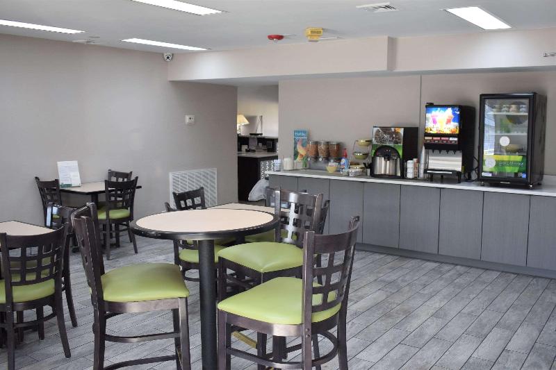 Quality Inn Scottsboro Us/72-Lake Guntersville Are image