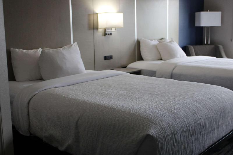 Quality Inn Scottsboro Us/72-Lake Guntersville Are image