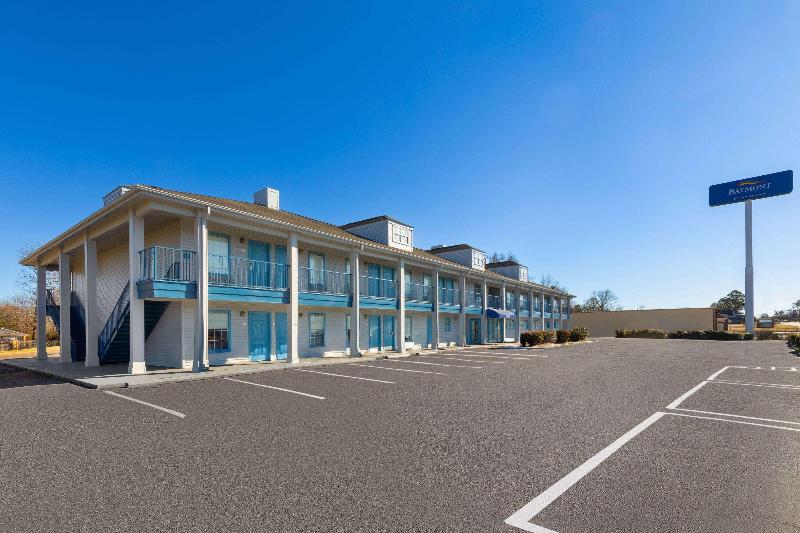 Baymont by Wyndham Selma image