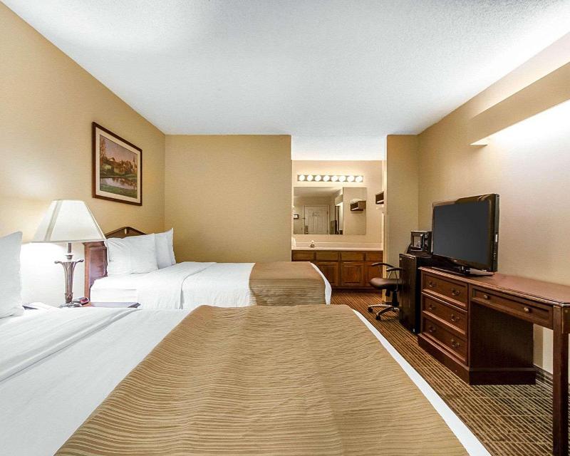 Bed room
