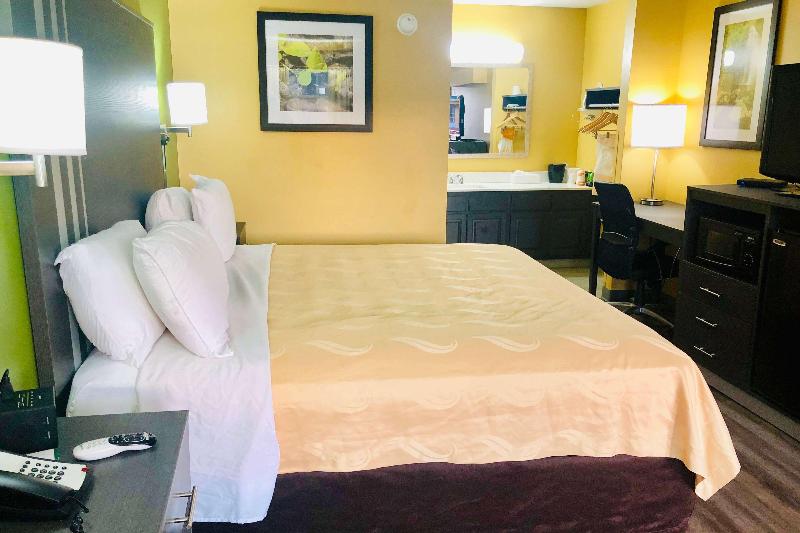 Baymont by Wyndham Selma image