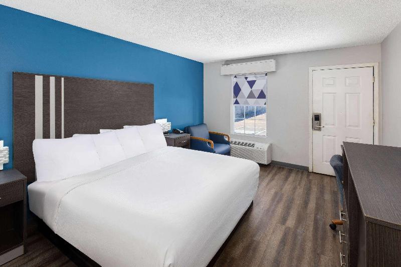 Baymont by Wyndham Selma image