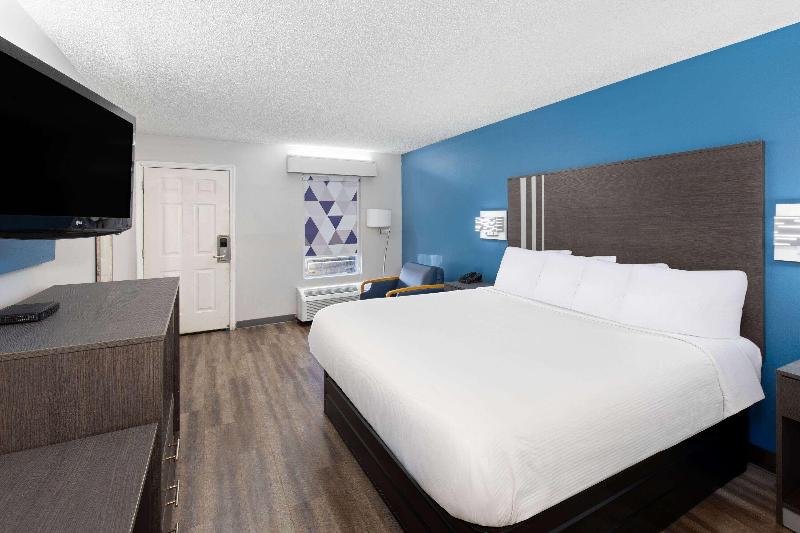 Baymont by Wyndham Selma image