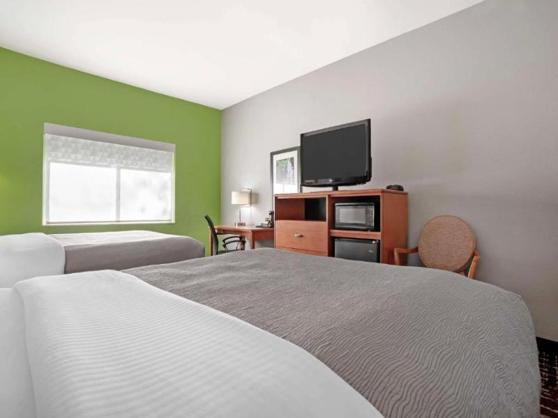 Quality Inn & Suites Birmingham - Highway 280 image