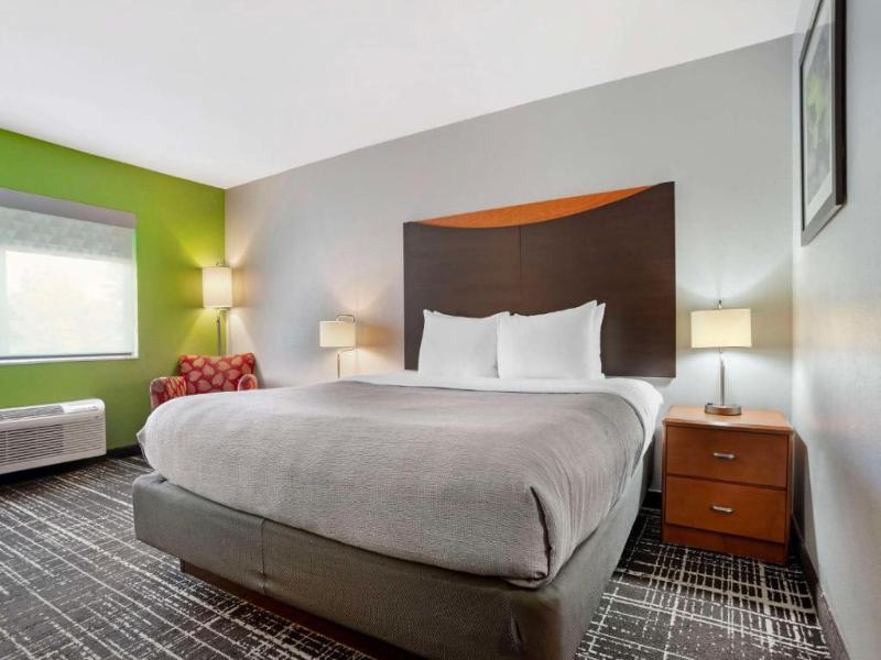 Quality Inn & Suites Birmingham - Highway 280 image
