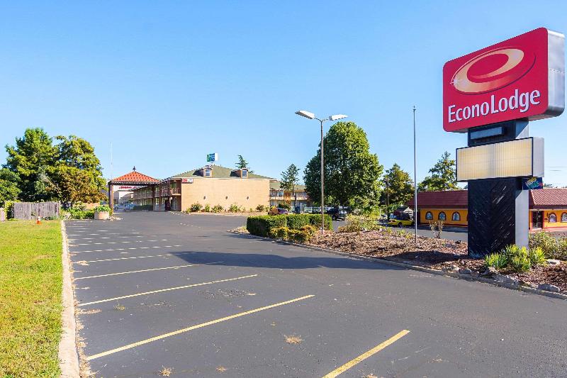 Econo Lodge Mountain Home Mountain Home Area image