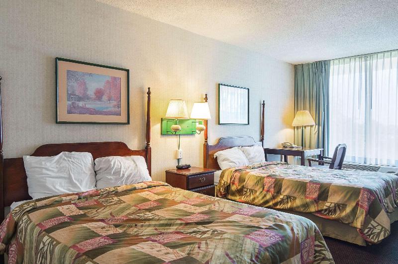Econo Lodge Mountain Home Mountain Home Area image 6
