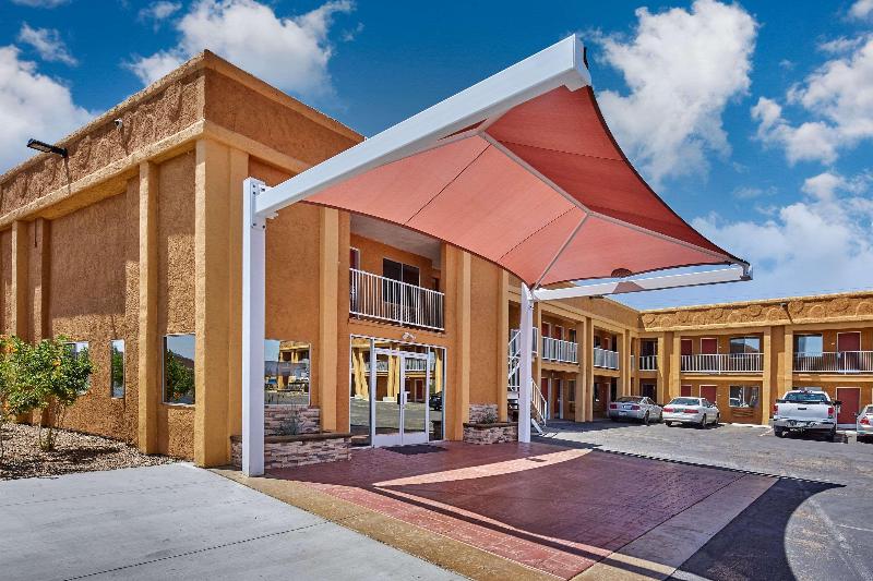 Quality Inn Parker image