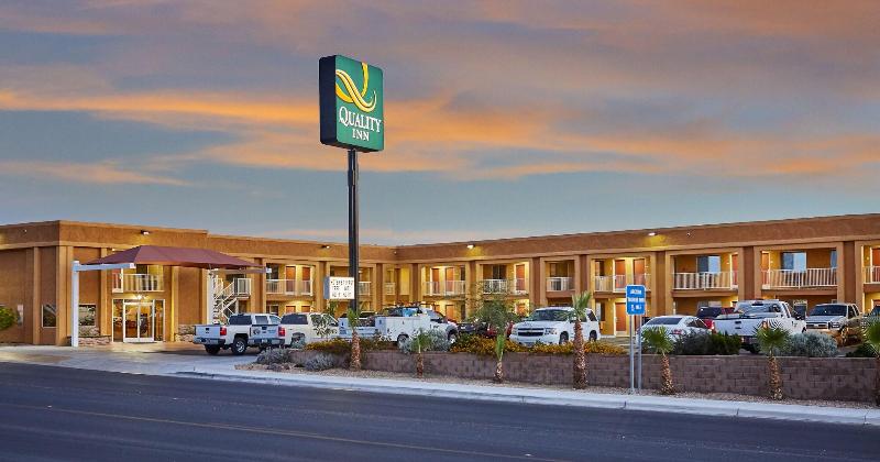 Quality Inn Parker image