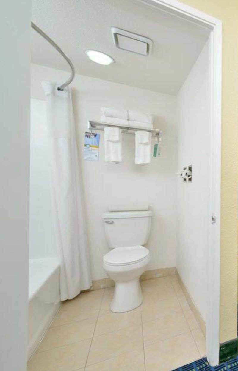 Quality Inn Parker image