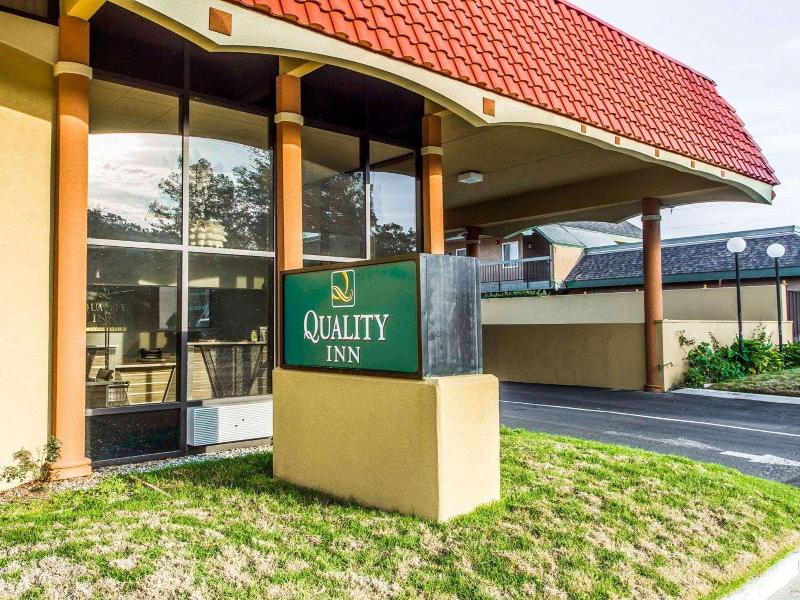 Rodeway Inn image