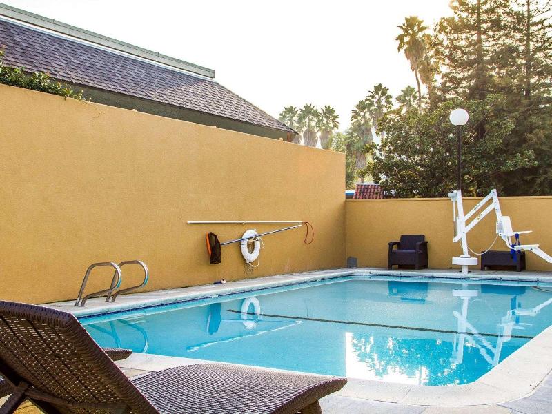 Rodeway Inn image