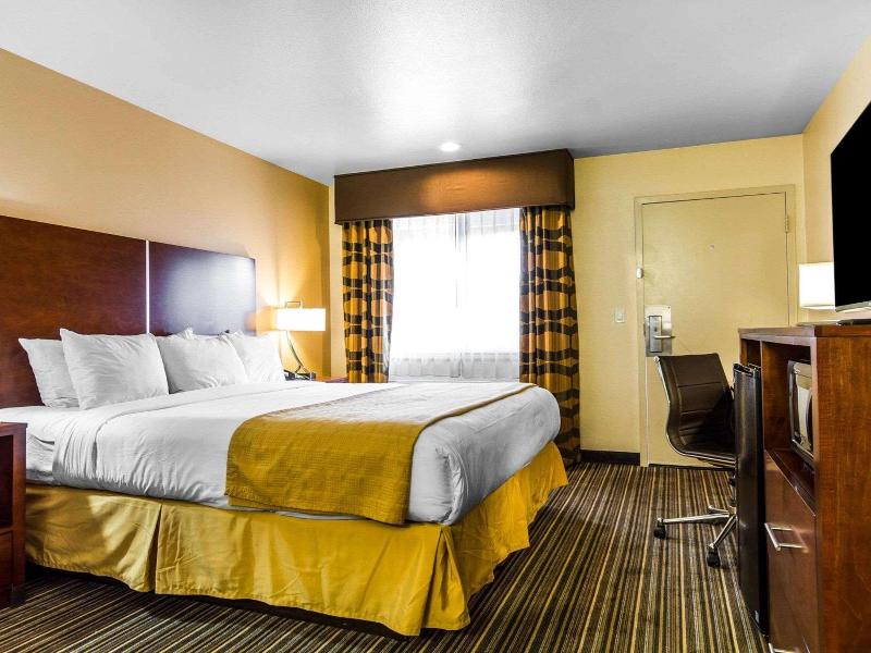 Rodeway Inn image