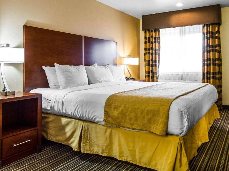 Rodeway Inn image