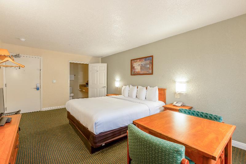 Hotel Avenida, San Clemente Beach image