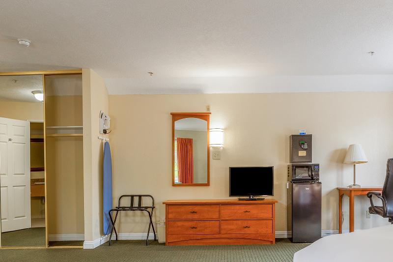 Hotel Avenida, San Clemente Beach image