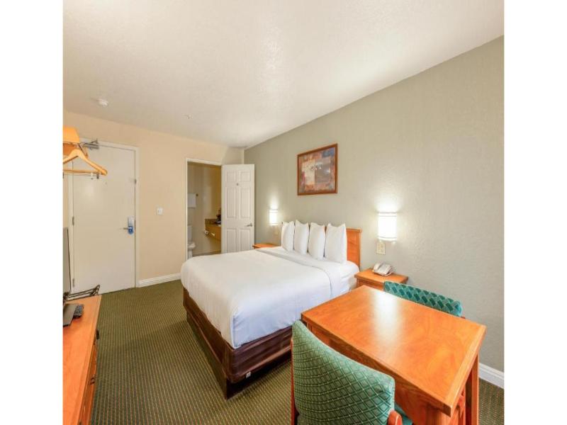 Hotel Avenida, San Clemente Beach image
