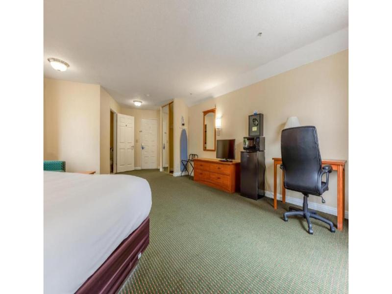 Hotel Avenida, San Clemente Beach image