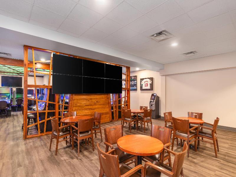 Econo Lodge Winnipeg South image