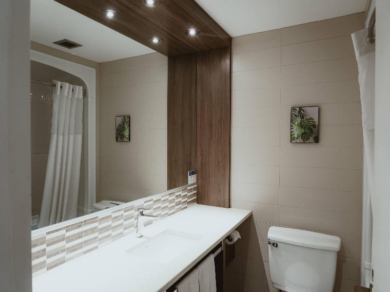 Quality Inn Rouyn Noranda image