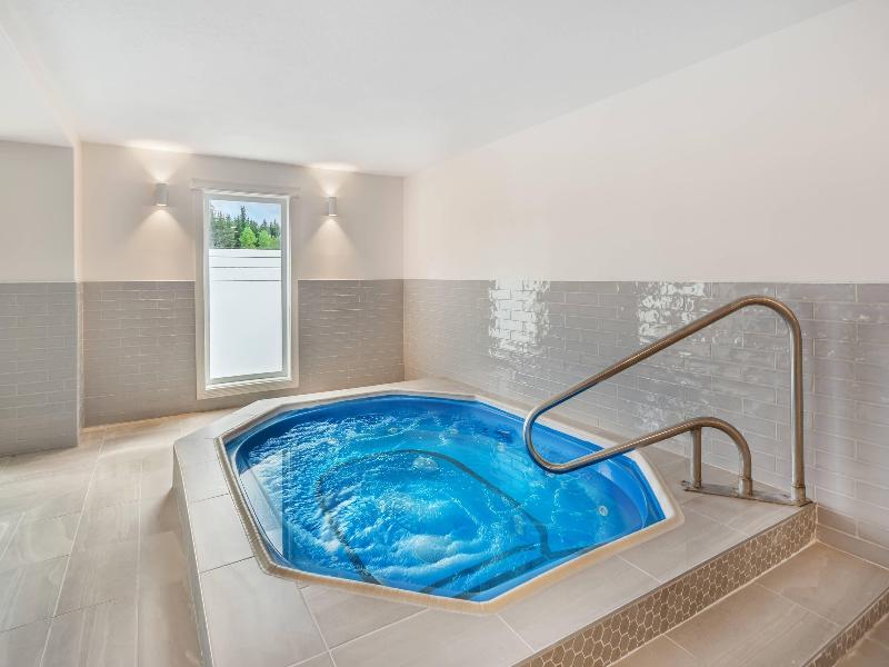 Velora Hinton, Ascend Hotel Collection image