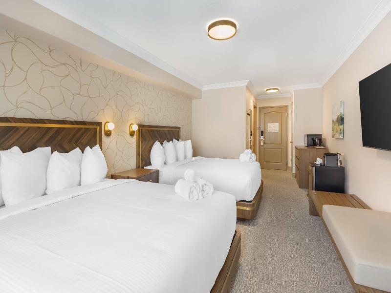 Velora Hinton, Ascend Hotel Collection image