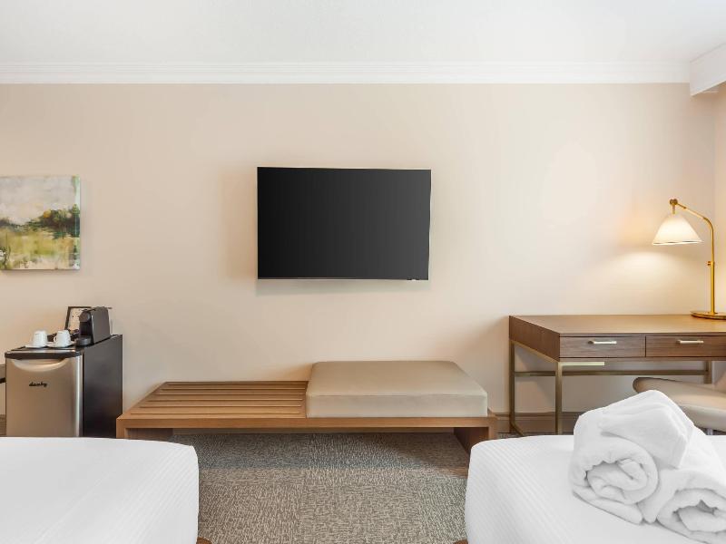 Velora Hinton, Ascend Hotel Collection image