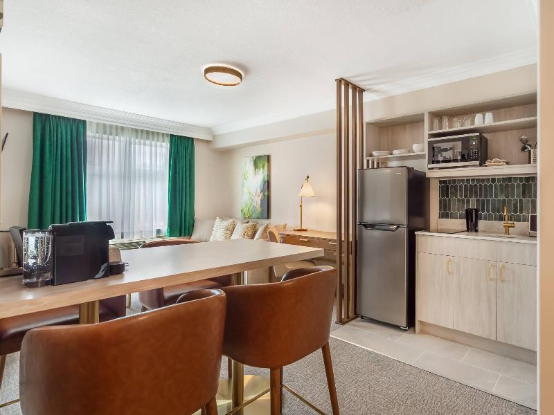 Velora Hinton, Ascend Hotel Collection image