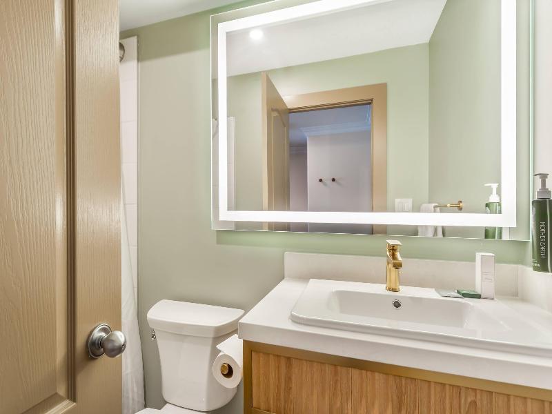 Velora Hinton, Ascend Hotel Collection image