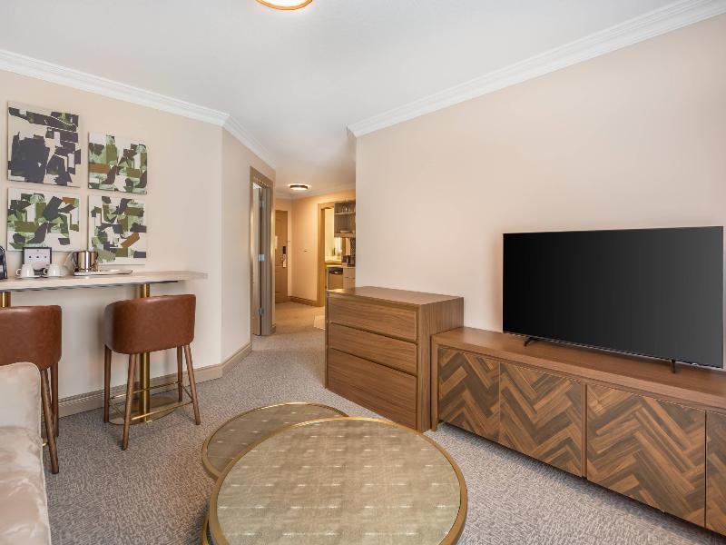 Velora Hinton, Ascend Hotel Collection image