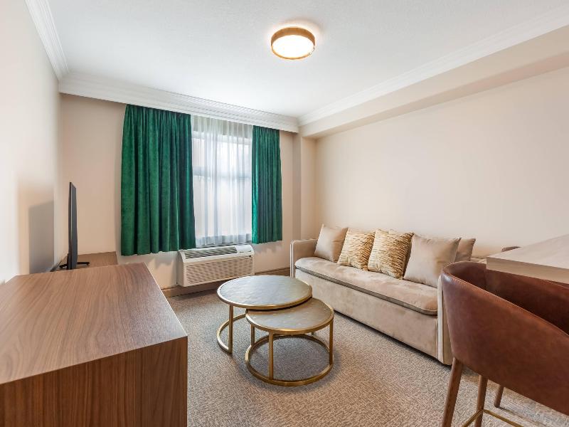 Velora Hinton, Ascend Hotel Collection image