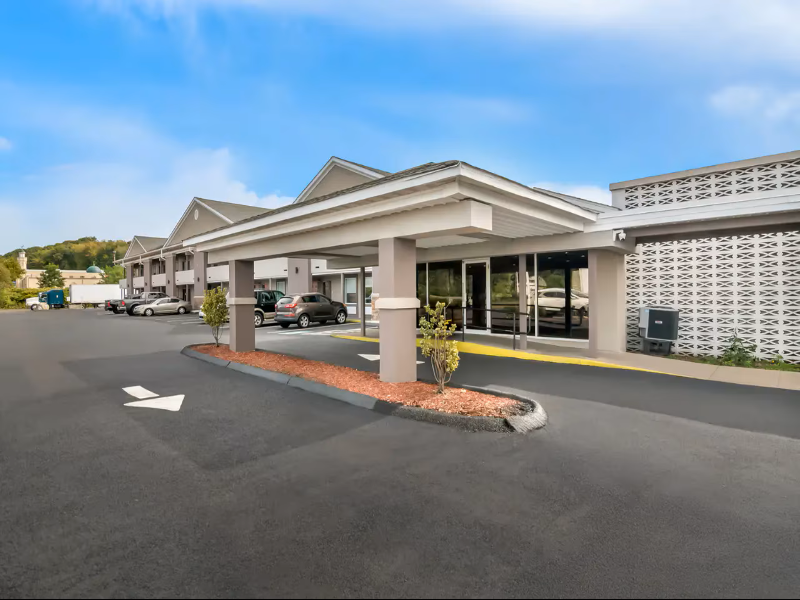 Quality Inn Waterbury East image