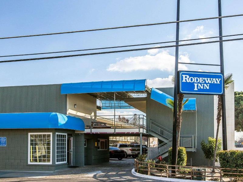 Rodeway Inn Downtown Hanford image