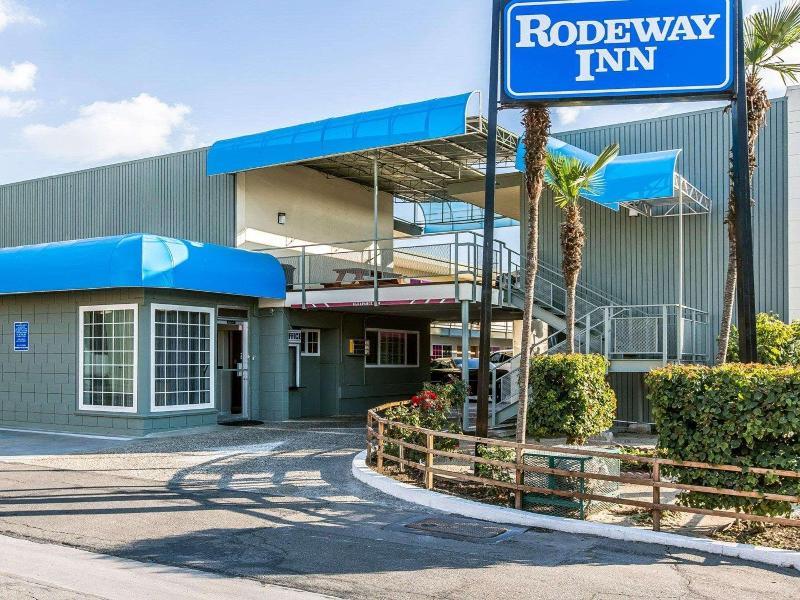 Rodeway Inn Downtown Hanford image