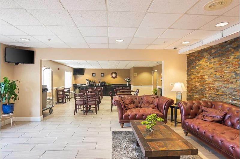Rodeway Inn Central Colorado Springs image