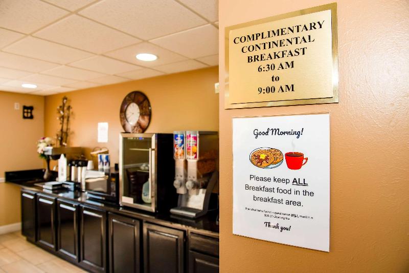 Rodeway Inn Central Colorado Springs image