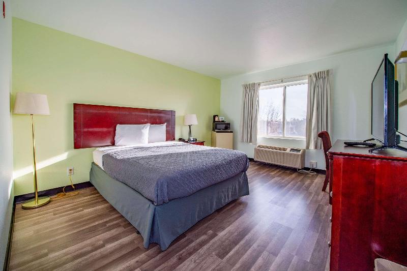 Rodeway Inn Central Colorado Springs image