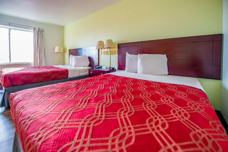 Rodeway Inn Central Colorado Springs image