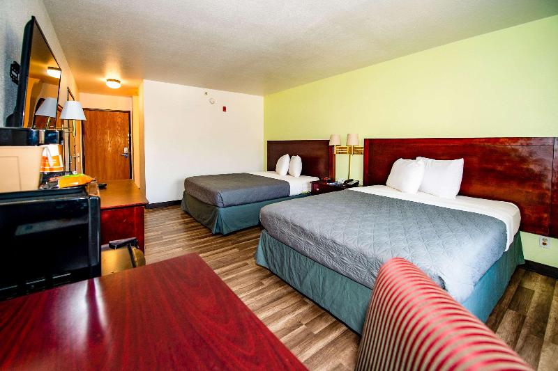 Rodeway Inn Central Colorado Springs image