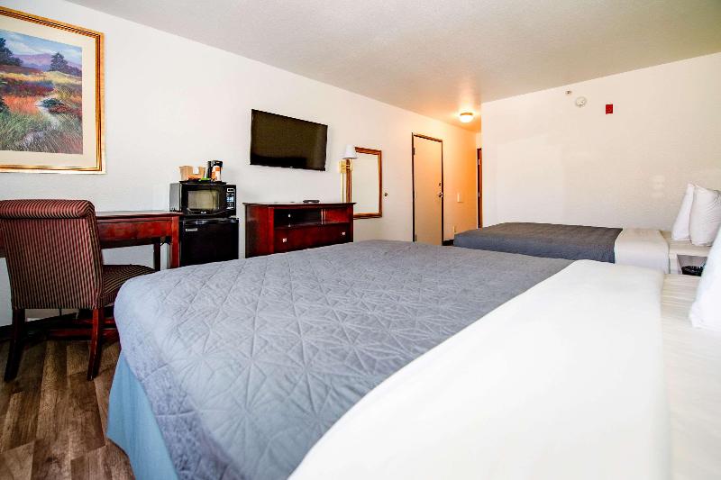 Rodeway Inn Central Colorado Springs image
