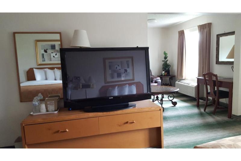 Rodeway Inn Central Colorado Springs image