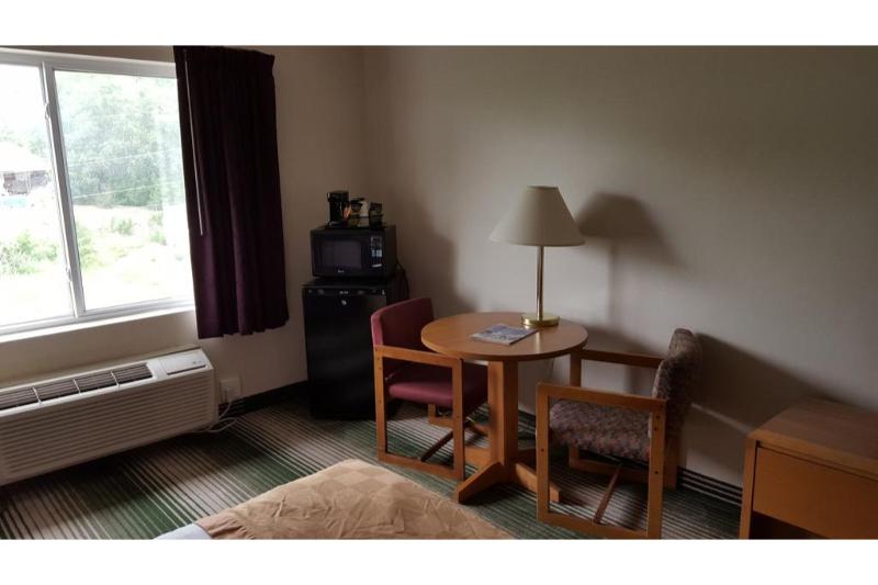 Rodeway Inn Central Colorado Springs image