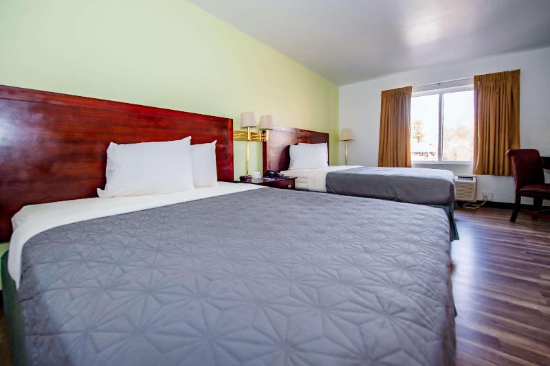Rodeway Inn Central Colorado Springs image