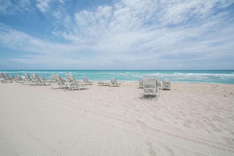 Bluegreen Vacations Solara Surfside, Ascend Resort image