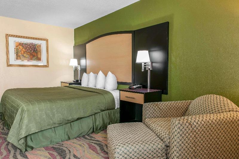 Quality Inn Conference Center Logansport image