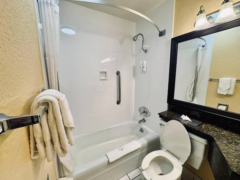 Quality Inn Conference Center Logansport image
