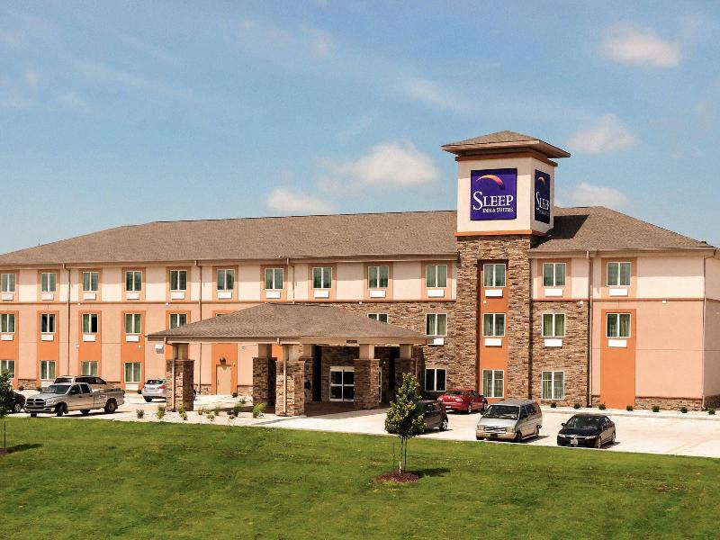 Sleep Inn & Suites Fort Scott — general view